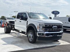 2026 Ford F-450 XL Crew Cab 4x4 Bare Chassis 84 CA Extended Cab Chassis-Cab