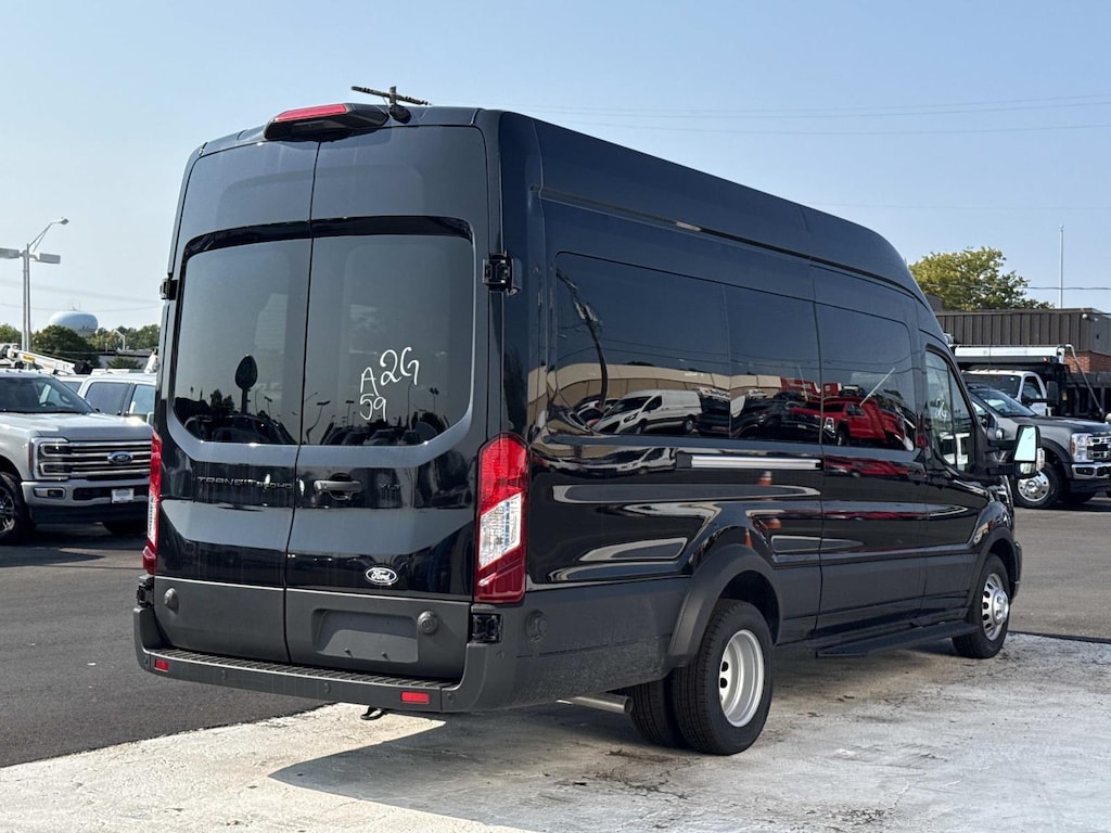 New 2026 Ford Transit Passenger Wagon RWD High Roof EL 15 Passenger Van Van