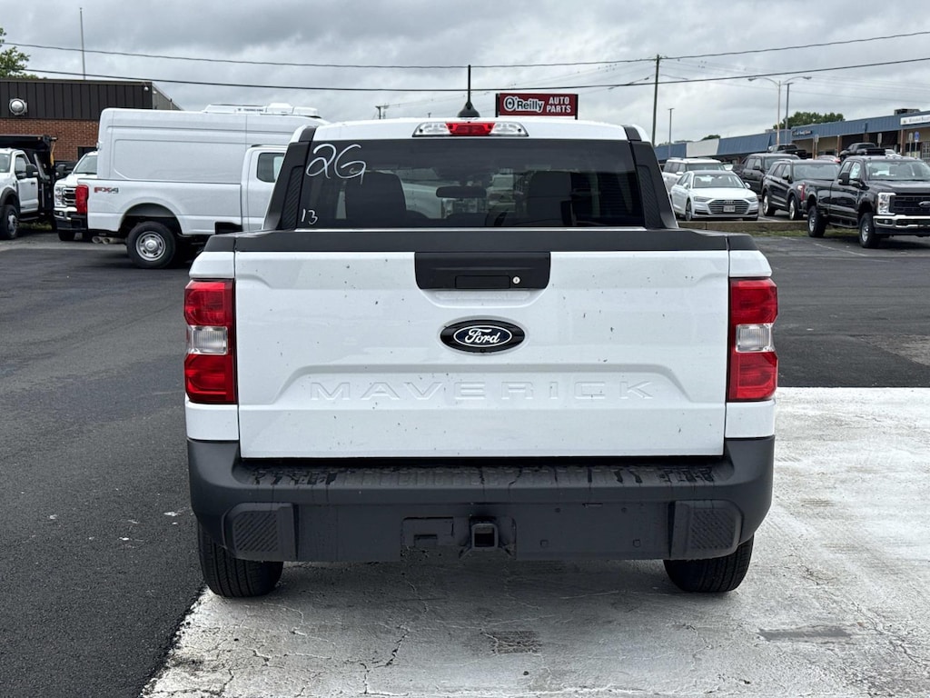 New 2026 Ford Maverick XL Crew Cab FWD Hybrid Crew Cab Pickup