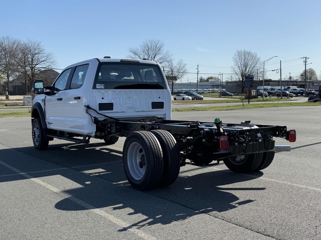 New 2025 Ford F-550 XL Crew Cab 4x4 Bare Chassis 84 CA Crew Cab Chassis-Cab