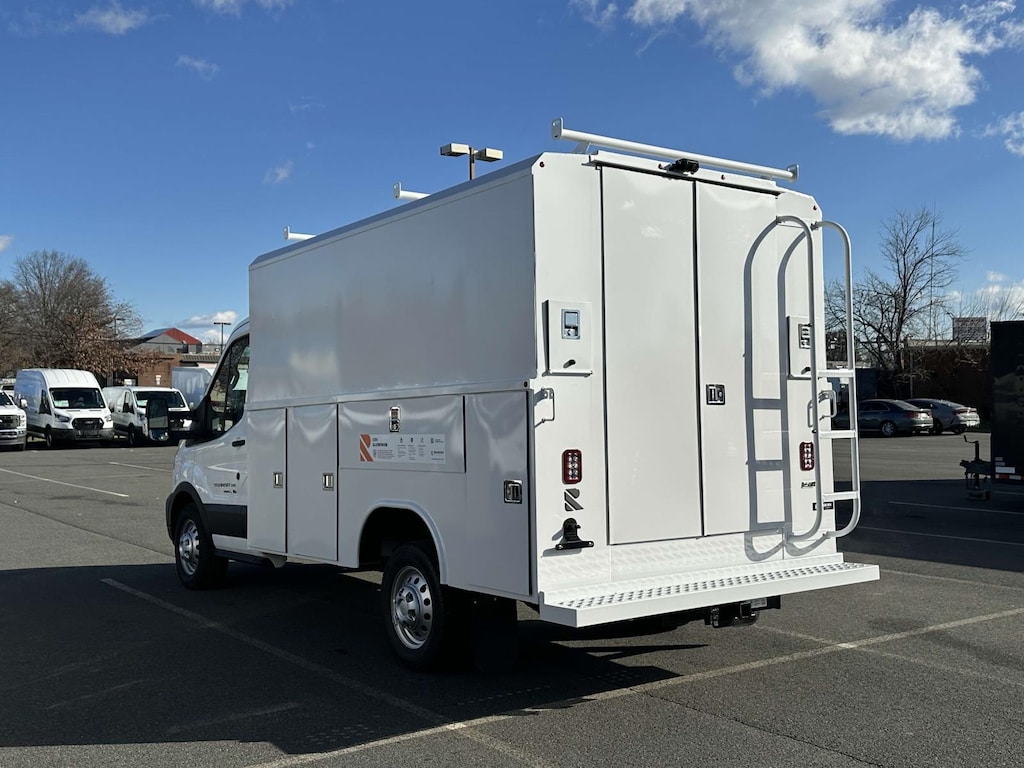 New 2024 Ford Transit-350 Cutaway AWD w/ 11 Reading Enclosed Service Bo Service