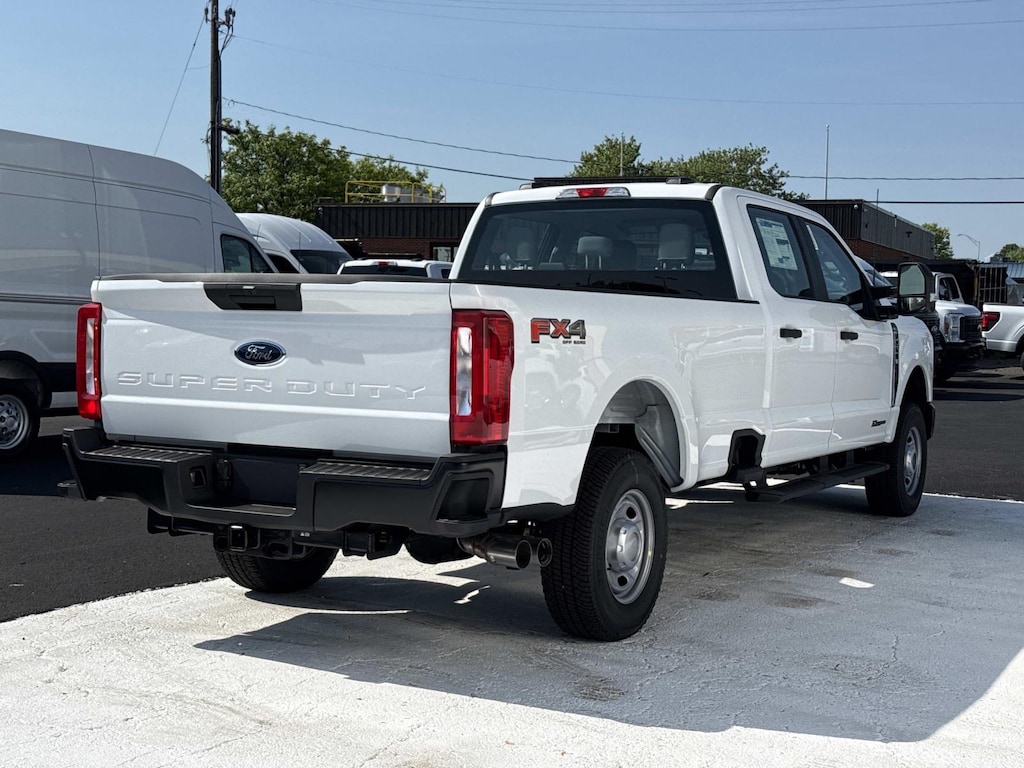 New 2026 Ford F-250 XL Crew Cab 4x4 W/ 8 Bed Crew Cab Pickup
