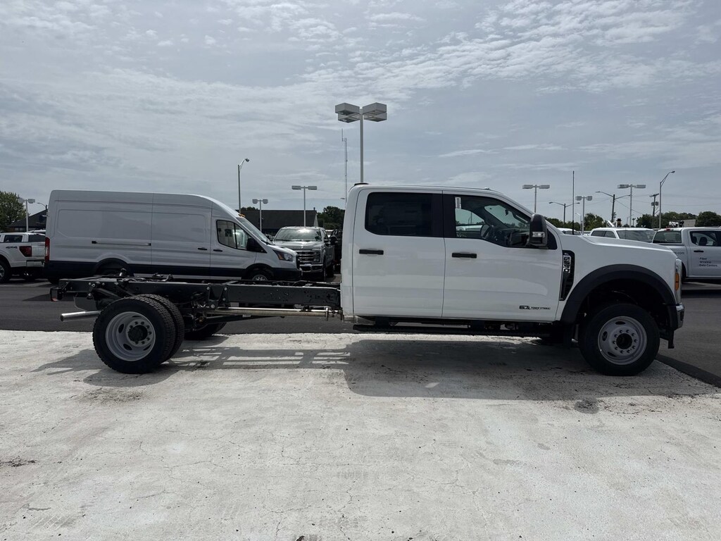 New 2026 Ford Super Duty F-550 DRW Crew Cab Chassis-Cab
