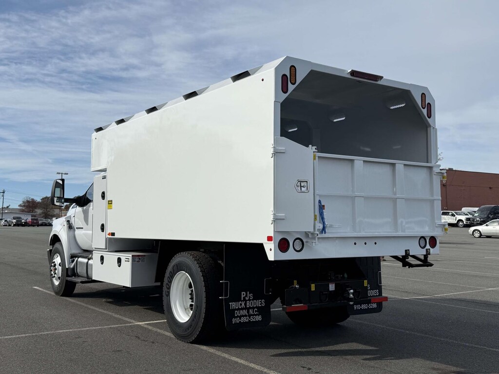 New 2026 Ford F-650 XL Regular Cab 4x2 W/ 16 Chipper Body Chipper