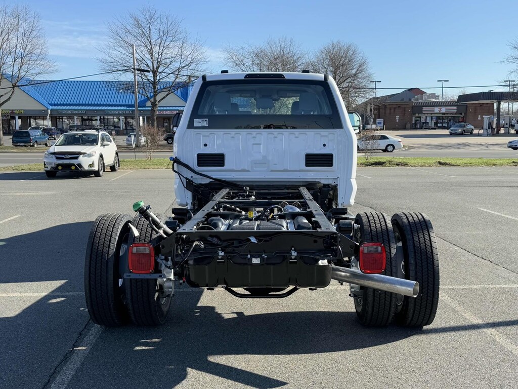 New 2025 Ford F-550 XL Crew Cab 4x4 Bare Chassis 84 CA Crew Cab Chassis-Cab
