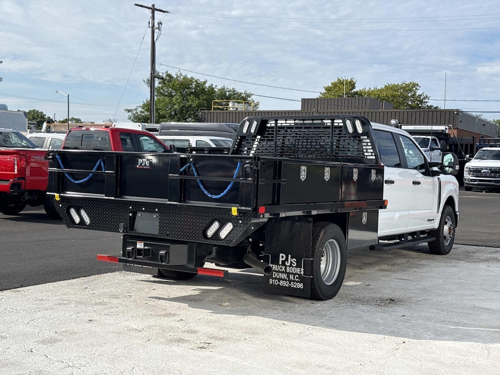 New 2026 Ford F-350 XL Crew Cab 4x2 W/ 10 Contractors Flatbed Flatbed