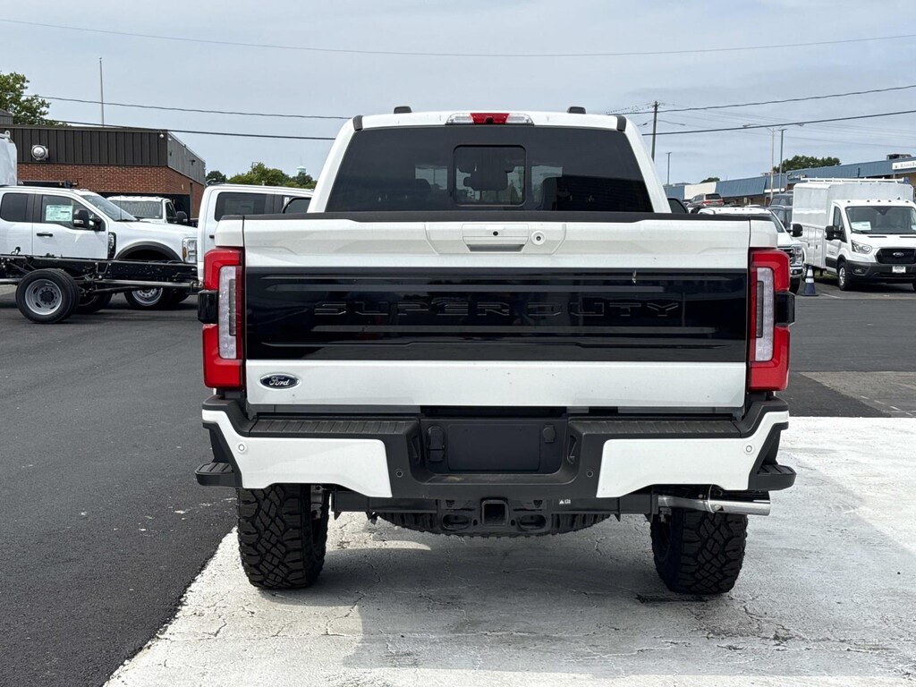 New 2026 Ford F-250 Platinum Crew Cab 4x4 W/ 6.75 Bed Crew Cab Pickup