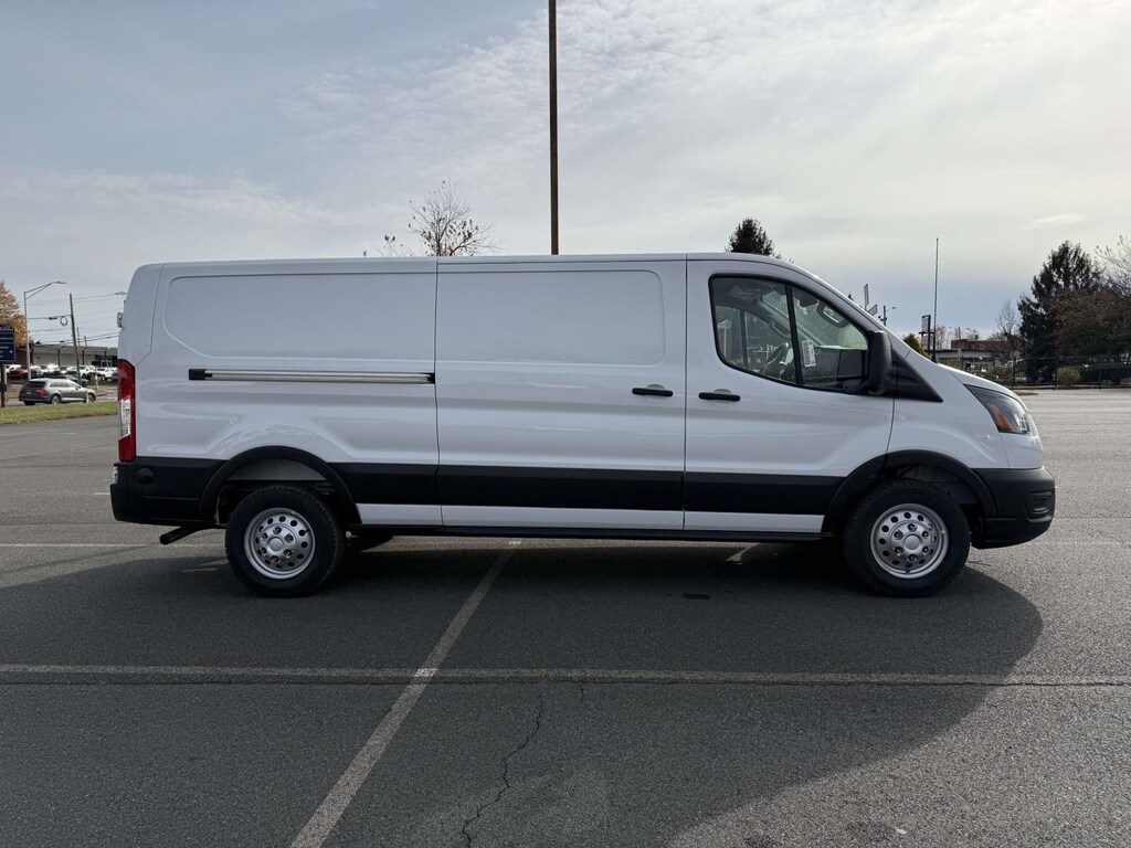 New 2026 Ford Transit Cargo Van T-250 130 Low Rf 9150 GVWR RWD Mini-van, Cargo