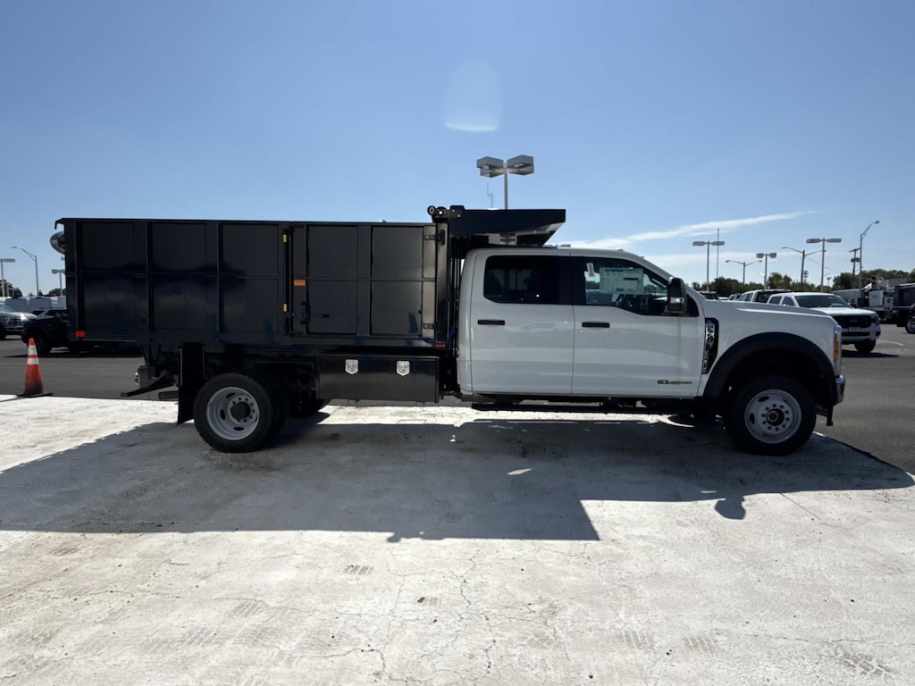 New 2025 Ford F-550 XL Crew Cab 4x4 w/ 12 Landscape Dump Landscape