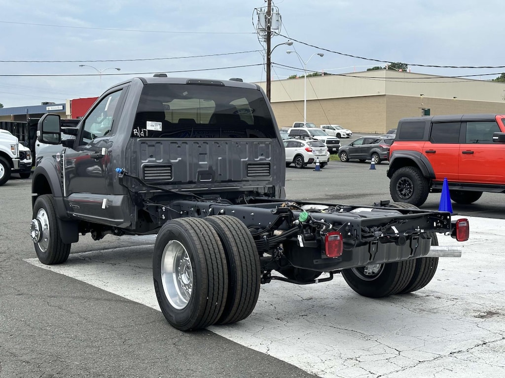 New 2023 Ford F-600 XLT Regular Cab 4x2 60 CA Bare Chassis Regular Cab Chassis-Cab