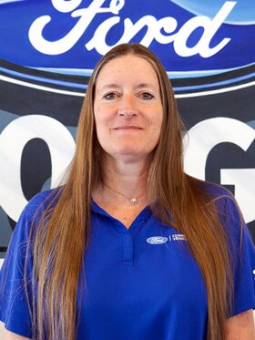 Staff member Cleo Van Zelst from ID_c275c93eca9d