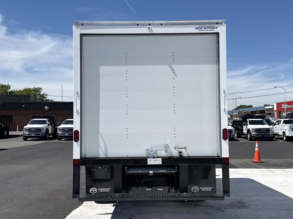 New 2027 Ford E-350 Cutaway 4x2 W/ 14 Box Box