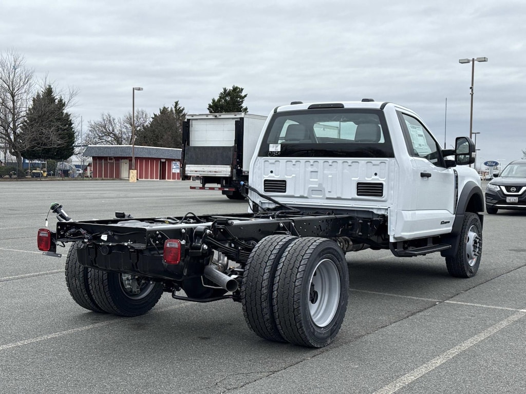 New 2026 Ford F-600 XL Regular Cab 4x4 Bare Chassis 84 CA Regular Cab Chassis-Cab