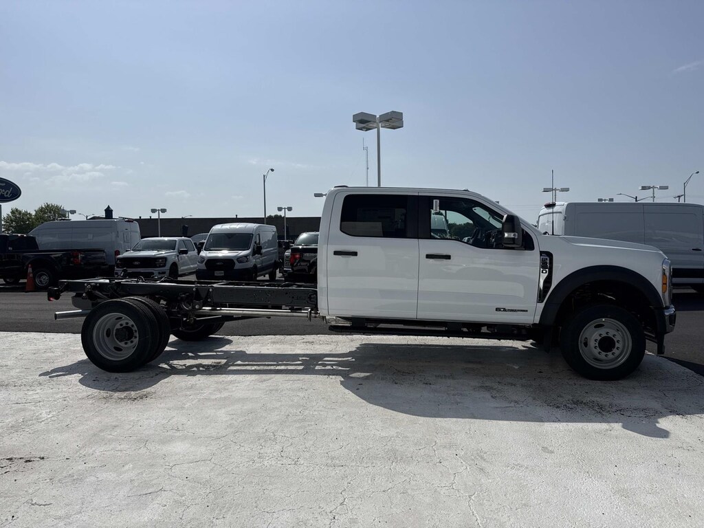 New 2026 Ford Super Duty F-450 DRW Extended Cab Chassis-Cab
