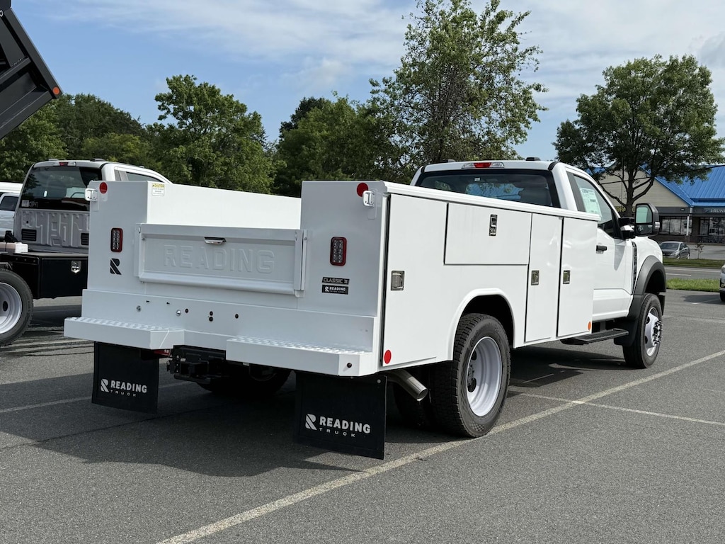 New 2024 Ford F-550 XL Regular Cab 4x2 w/ 11 Service Body Service