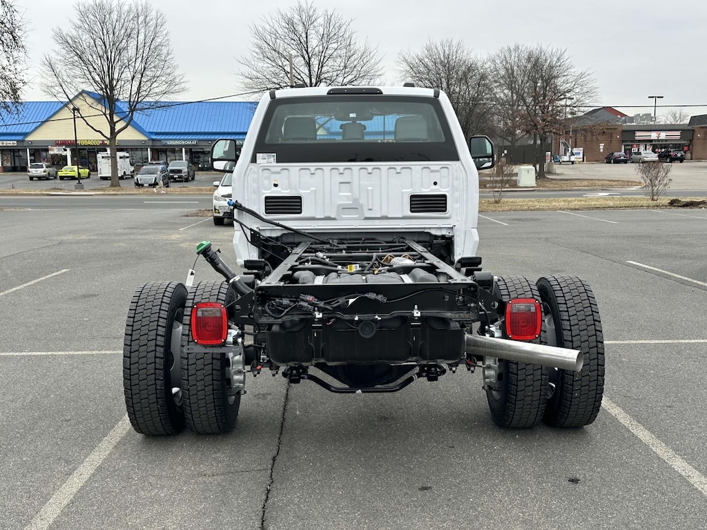 New 2025 Ford F-550 XL Regular Cab 4x4 Bare Chassis 84 CA Regular Cab Chassis-Cab