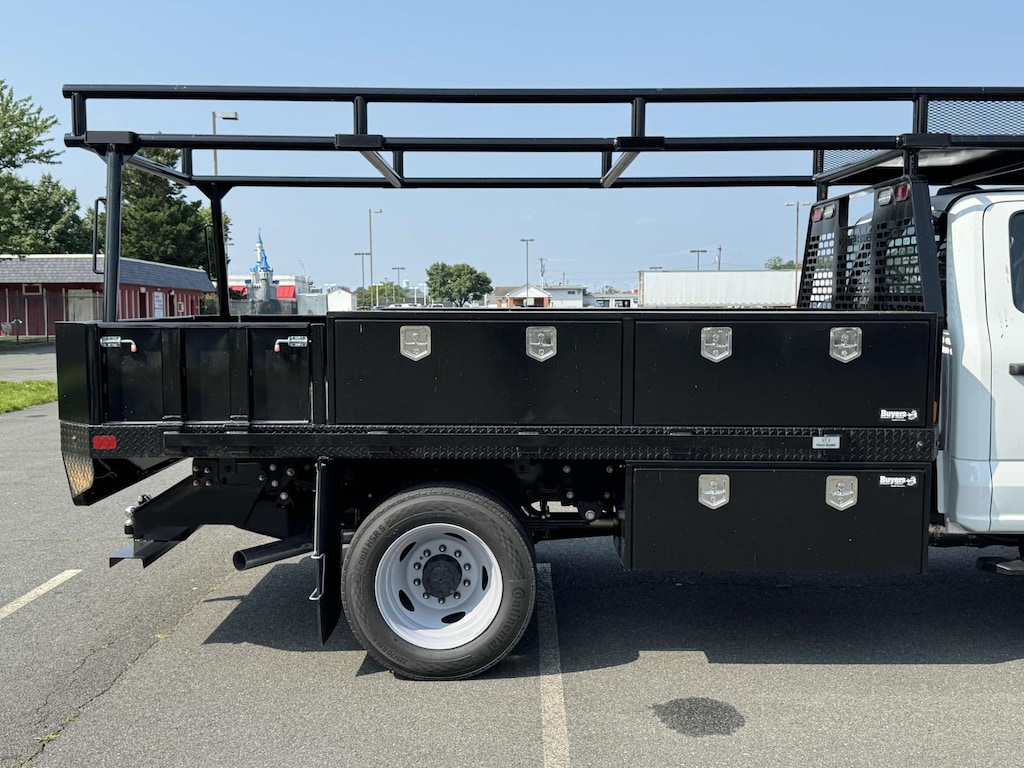 New 2025 Ford F-550 XL Crew Cab 4x4 Bare Chassis 84 CA Crew Cab Chassis-Cab