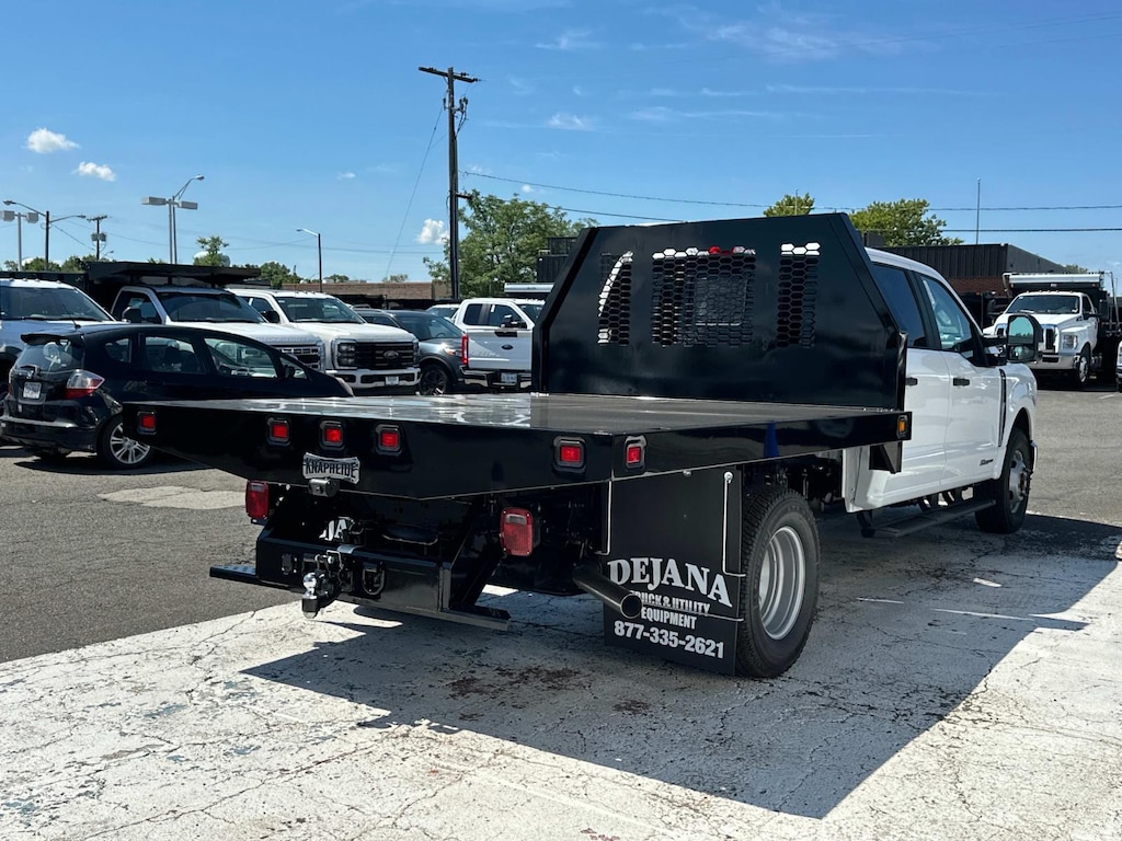 New 2024 Ford F-350 XL Crew Cab 4x2 w/ 10 Contractors Flatbed Flatbed