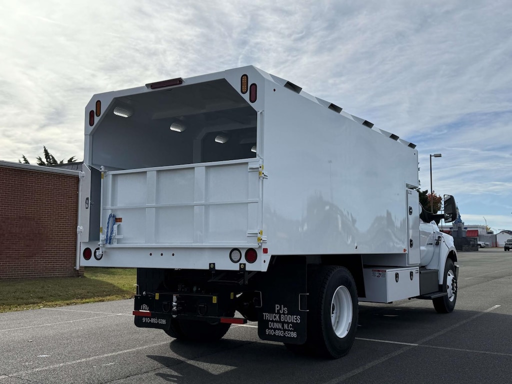 New 2026 Ford F-650 XL Regular Cab 4x2 W/ 16 Chipper Body Chipper