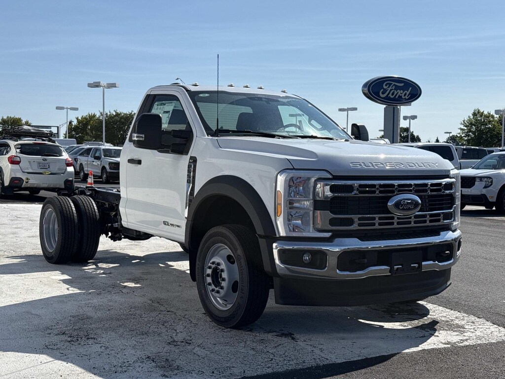 New 2026 Ford Super Duty F-550 DRW Regular Cab Chassis-Cab