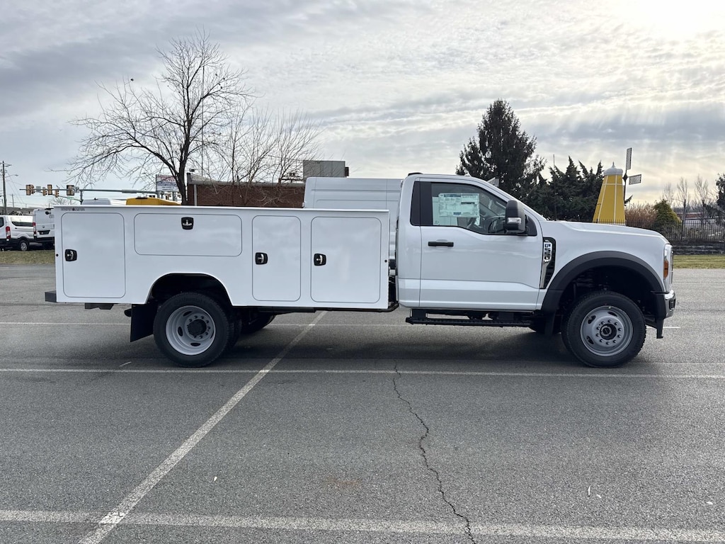 New 2026 Ford F-550 XL Regular Cab 4x4 W/ 11 Service Body Service