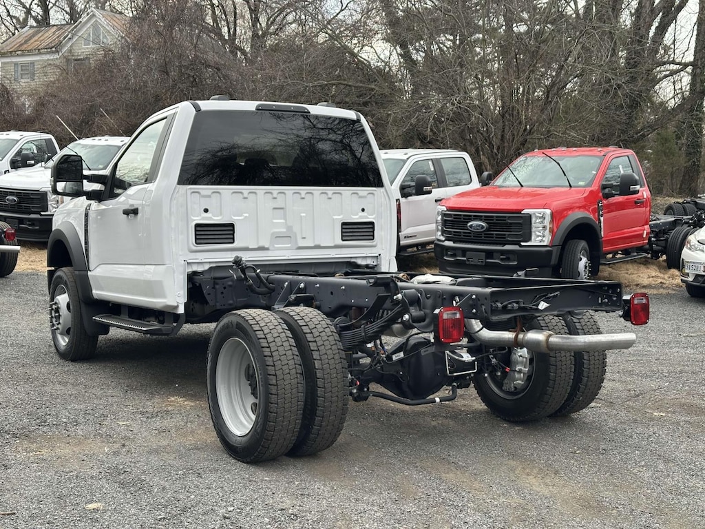 New 2024 Ford F-450 XLT Regular Cab 4x2 Bare Chassis 60 CA Regular Cab Chassis-Cab