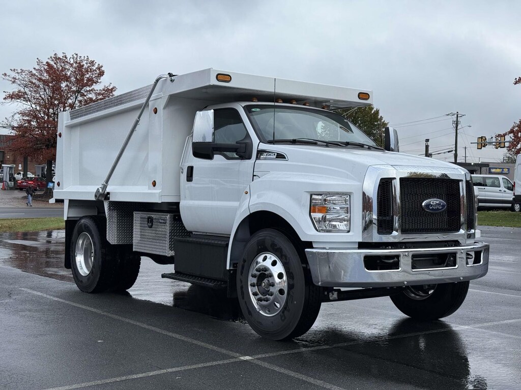 New 2025 Ford 1 Ton Trucks Reg Cab Regular Cab Chassis-Cab