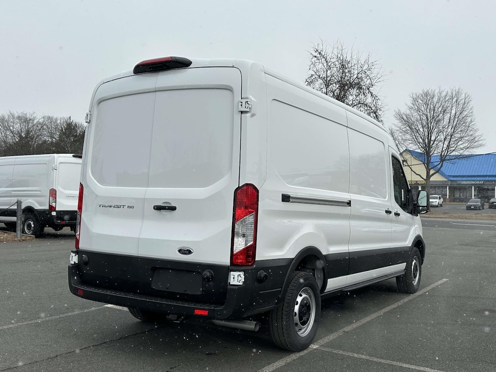 New 2024 Ford F-550 XL Crew Cab 4x4 Bare Chassis 84 CA Crew Cab Chassis-Cab