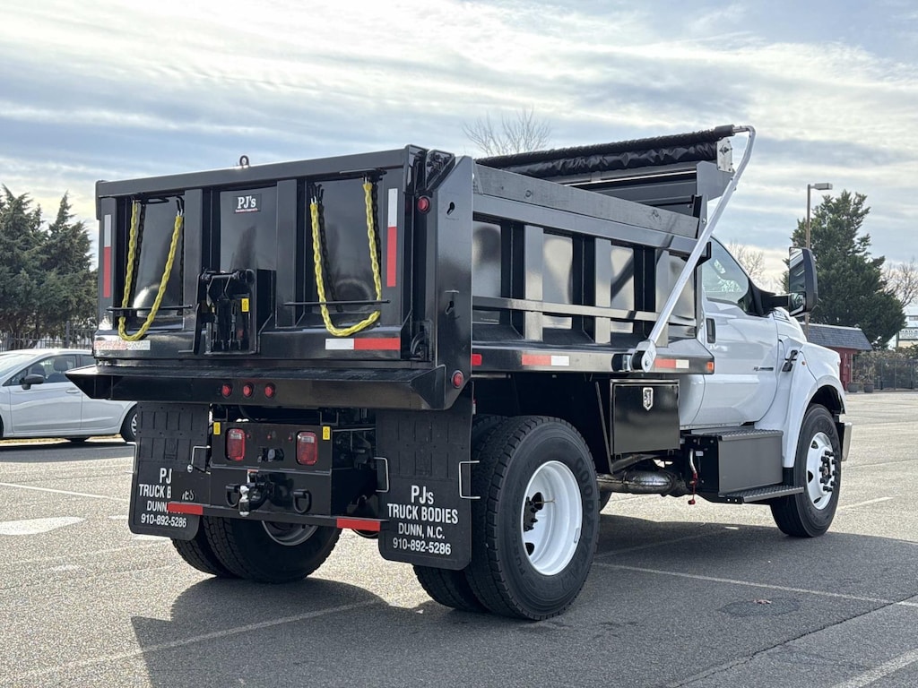 New 2026 Ford F-650 XL Regular Cab 4x2 W/ 10 Dump Dump