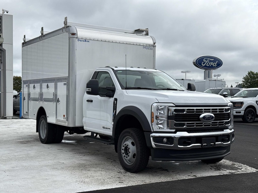 New 2026 Ford F-550 XL Regular Cab 4x4 w/ 12 Enclosed Service Body Service