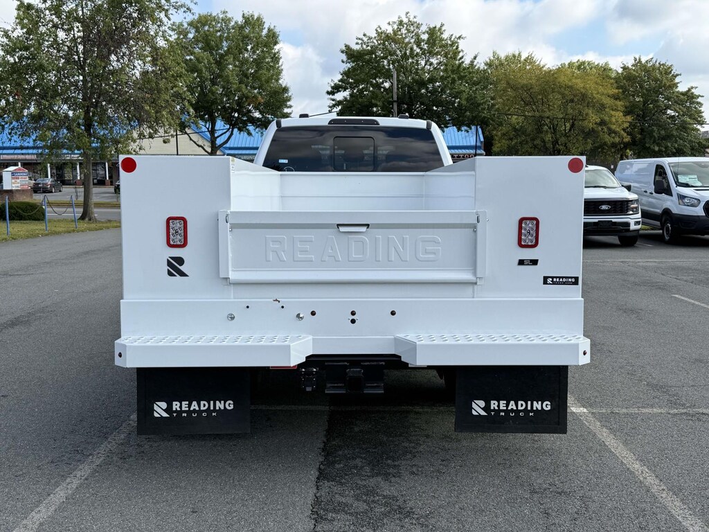 New 2025 Ford F-350 XL Crew Cab 4x4 Bare Chassis 60 CA Crew Cab Chassis-Cab