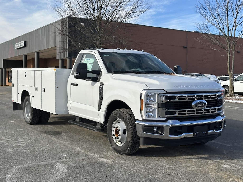New 2024 Ford F-350 XL Regular Cab 4x2 w/ 11 Knapheide Service Body Service