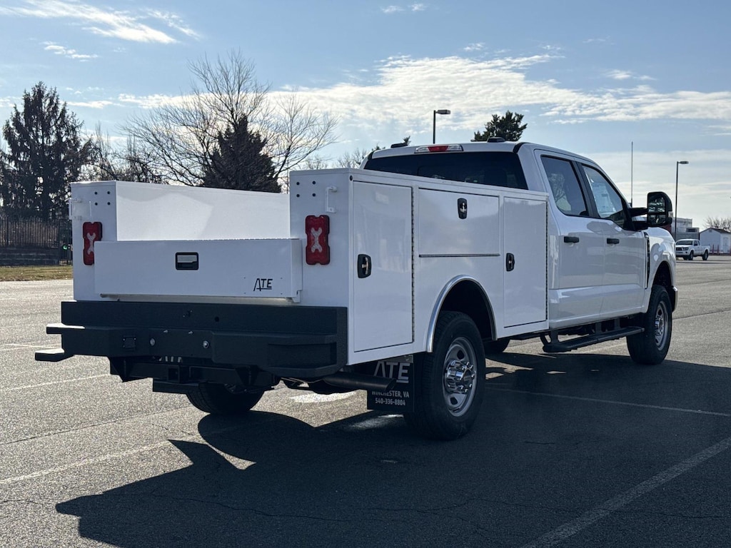 New 2025 Ford F-350 XL Crew Cab 4x4 w/ 9 Service Body Service