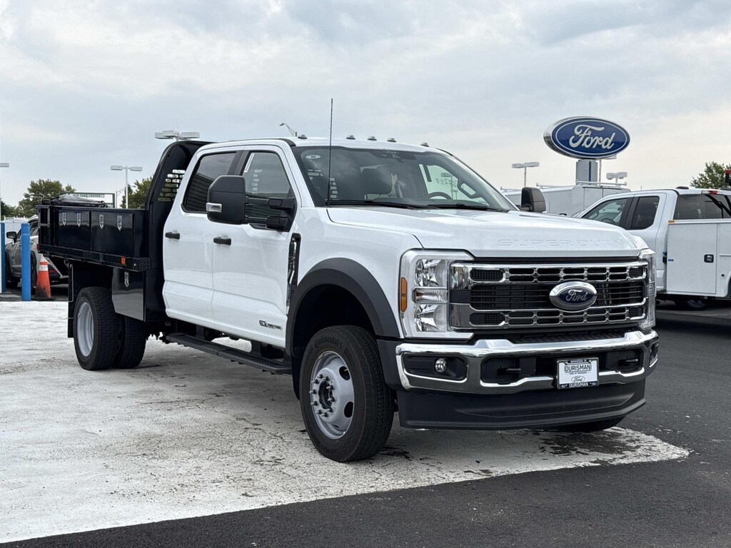 New 2026 Ford Super Duty F-450 DRW Crew Cab Chassis-Cab