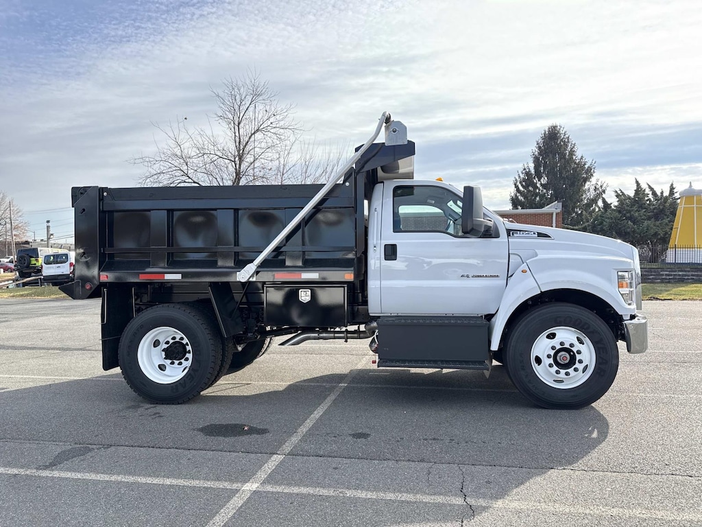 New 2026 Ford F-650 XL Regular Cab 4x2 W/ 10 Dump Dump