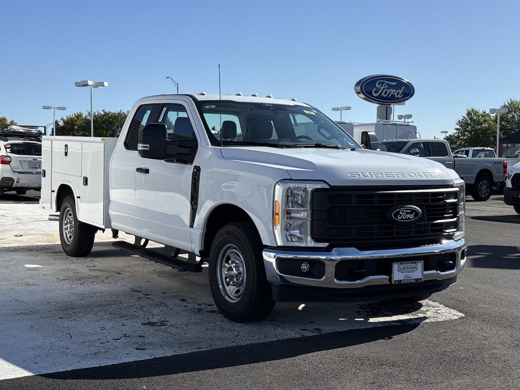 New 2027 Ford Super Duty F-250 SRW Extended Cab Pickup
