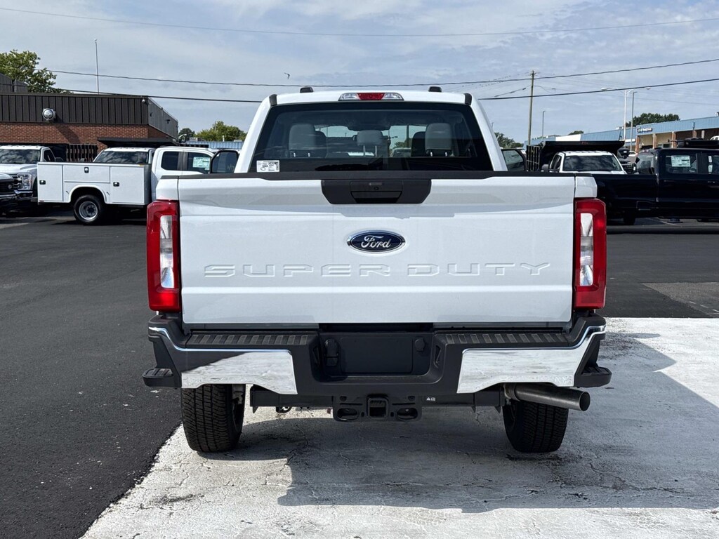 New 2026 Ford F-250 XL Super Cab 4x4 W/ 8 Bed Extended Cab Pickup