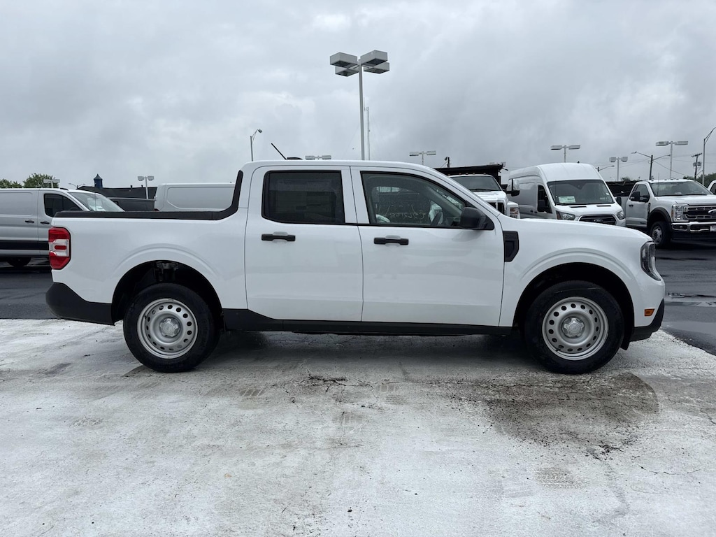 New 2026 Ford Maverick XL Crew Cab AWD Hybrid Crew Cab Pickup
