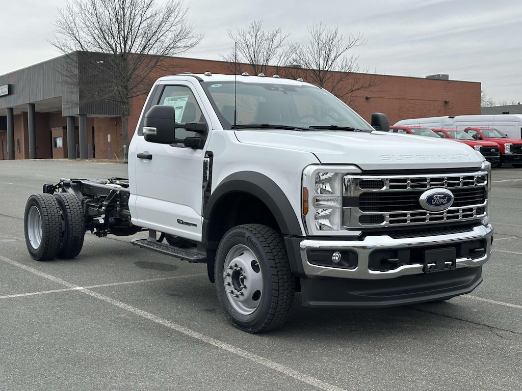 New 2025 Ford F-550 XL Regular Cab 4x4 Bare Chassis 84 CA Regular Cab Chassis-Cab