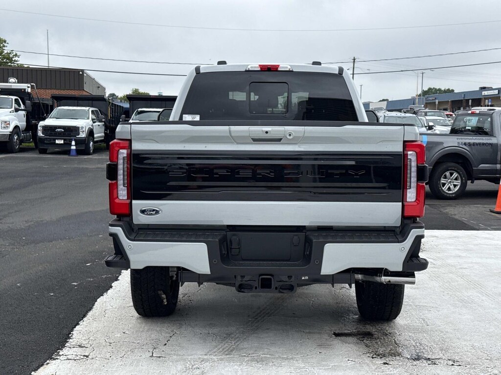 New 2026 Ford Super Duty F-350 SRW Crew Cab Pickup