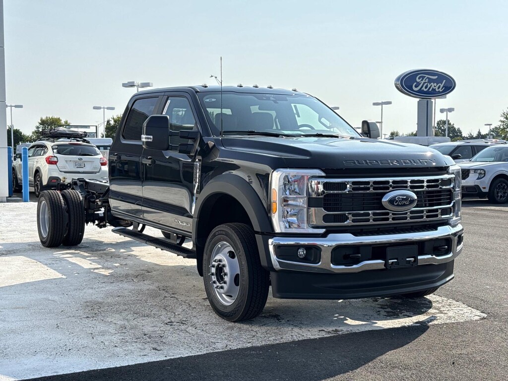 New 2026 Ford Super Duty F-550 DRW Crew Cab Chassis-Cab