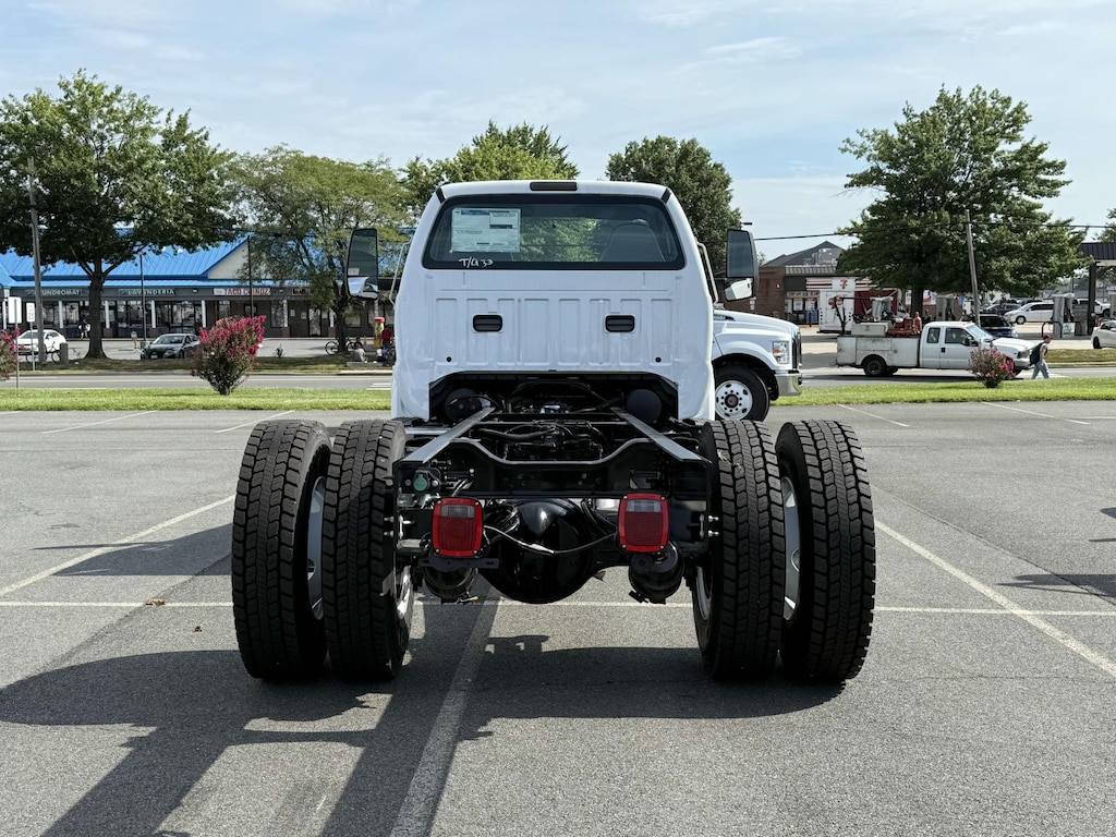 New 2025 Ford F-750 XL Regular Cab 4x2 Clean Chassis Regular Cab Chassis-Cab