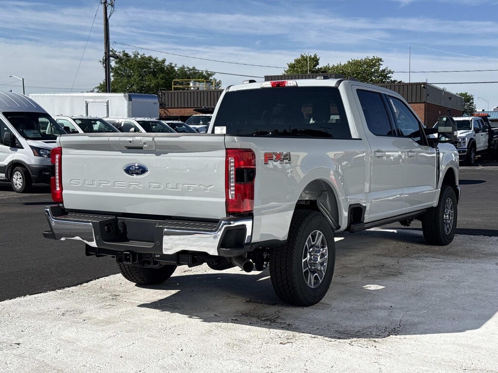 New 2026 Ford F-250 Lariat Crew Cab 4x4 W/ 6.75 Bed Crew Cab Pickup