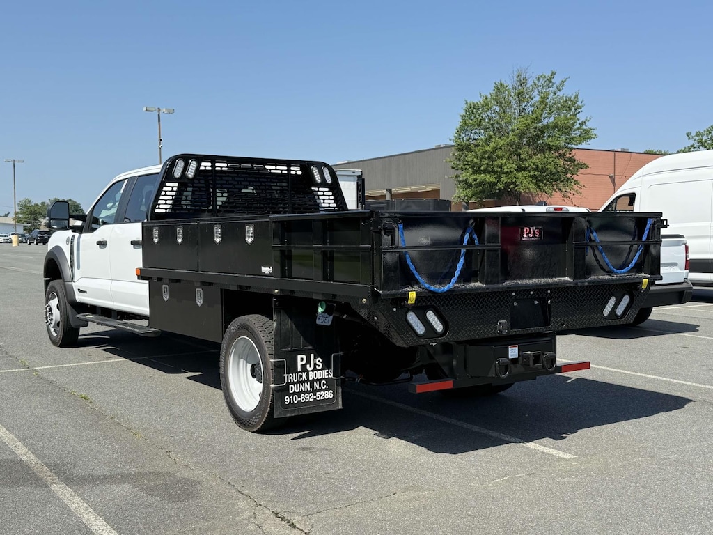 New 2025 Ford F-450 XL Crew Cab 4x2 w/ 12 Contractors Flat Bed Flatbed