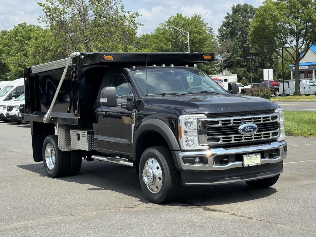 New 2023 Ford F-600 XLT Regular Cab 4x2 w/ 9 SAMCO Asphalt Dump Dump