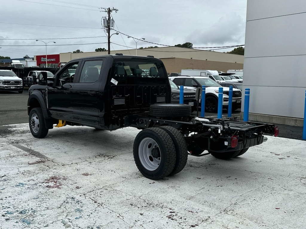 New 2024 Ford F-550 XL Crew Cab 4x4 Bare Chassis 60 CA Crew Cab Chassis-Cab