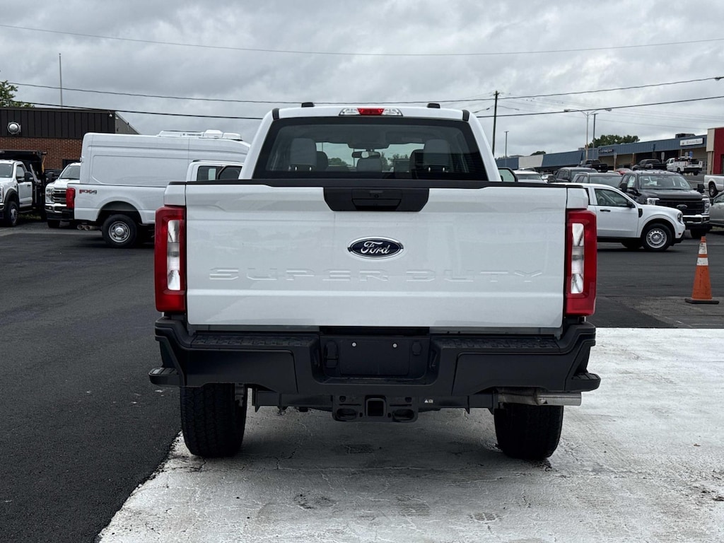 New 2026 Ford F-350 XL Crew Cab 4x4 W/ 8 Bed Crew Cab Pickup