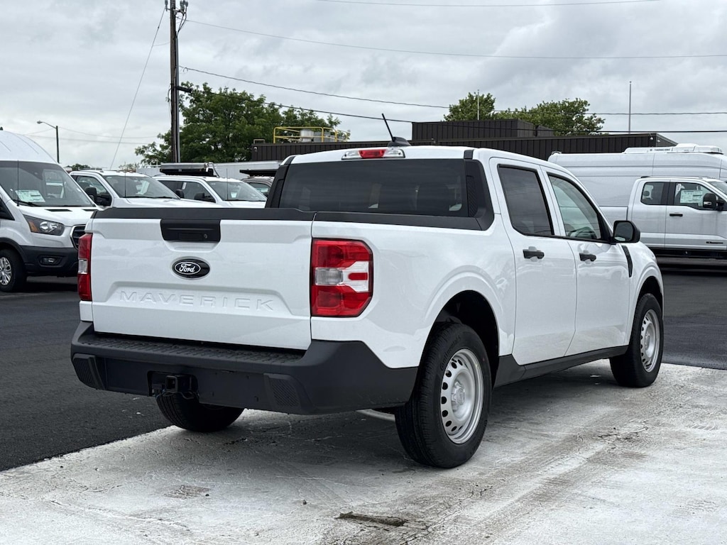 New 2026 Ford Maverick XL Crew Cab AWD Hybrid Crew Cab Pickup