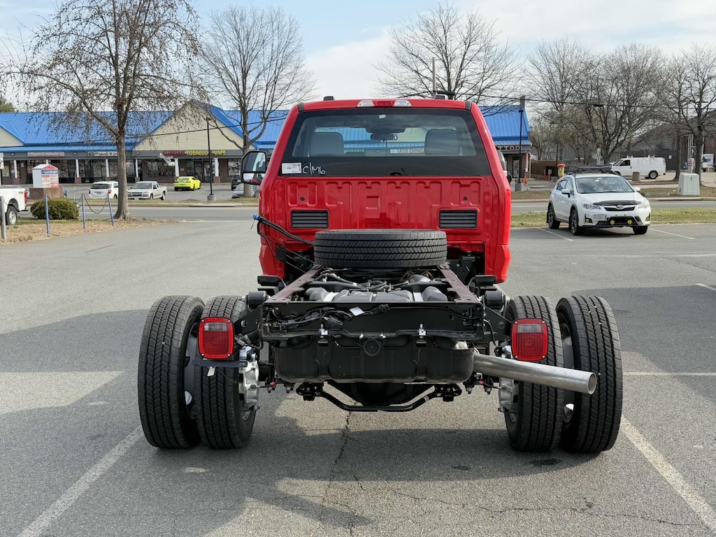 New 2025 Ford F-550 XL Regular Cab 4x4 Bare Chassis 84 CA Regular Cab Chassis-Cab