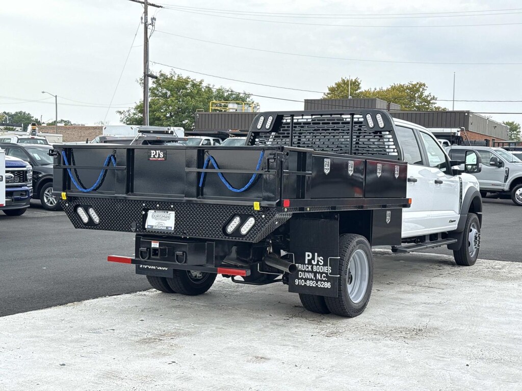 New 2026 Ford Super Duty F-450 DRW Crew Cab Chassis-Cab